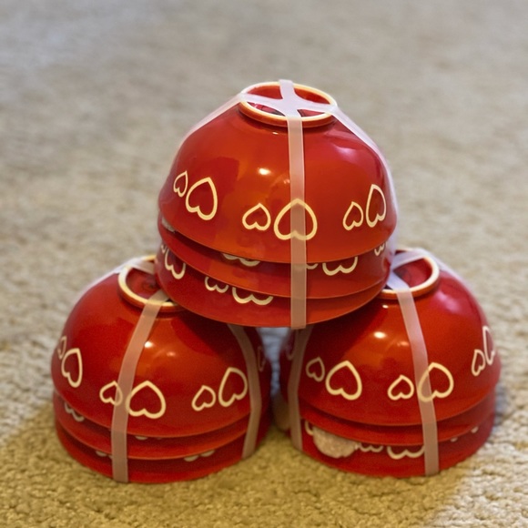 DISNEY Mickey and Minnie bowls - Picture 2 of 2